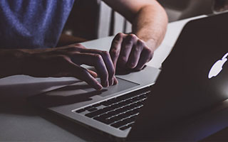 爱游戏中国官方登录入口网站-穿越火线 线上赛事表现抢眼，穿越火线赛事视频在哪个平台观看